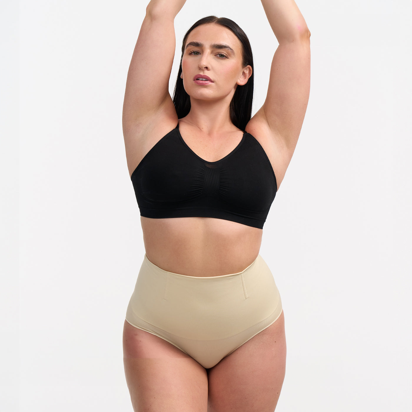Shaping briefs with high waist