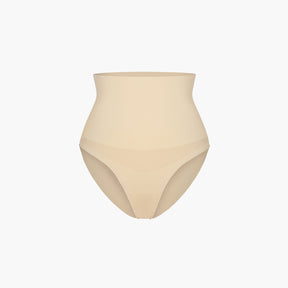 Shaping briefs with high waist